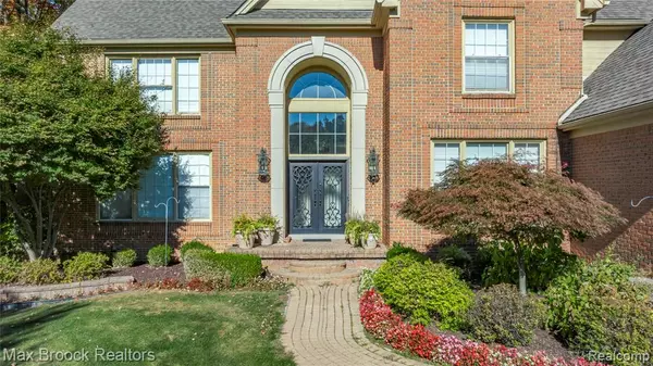 West Bloomfield, MI,6986 Crosswell Drive