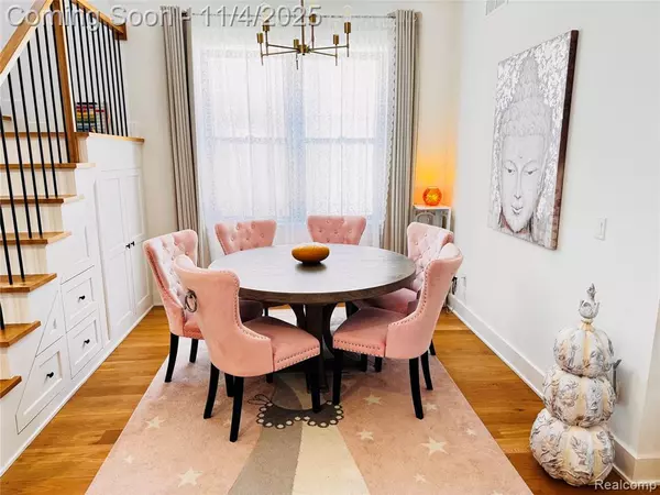 Birmingham, MI 48009,1211 E Lincoln Street