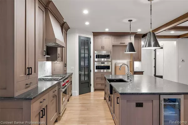 Plymouth, MI 48170,684 Harding Street