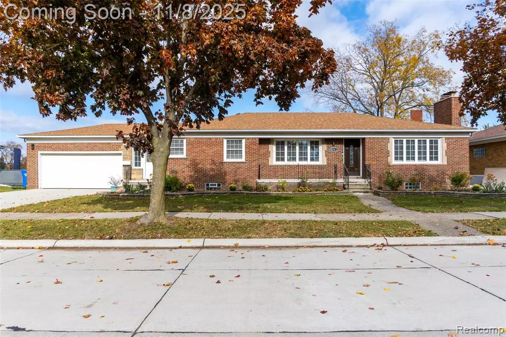 Warren, MI 48093,8153 Racine Road