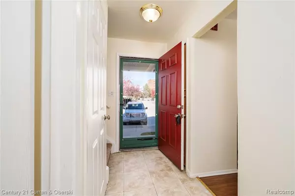 Canton, MI 48187,44543 Savery Drive