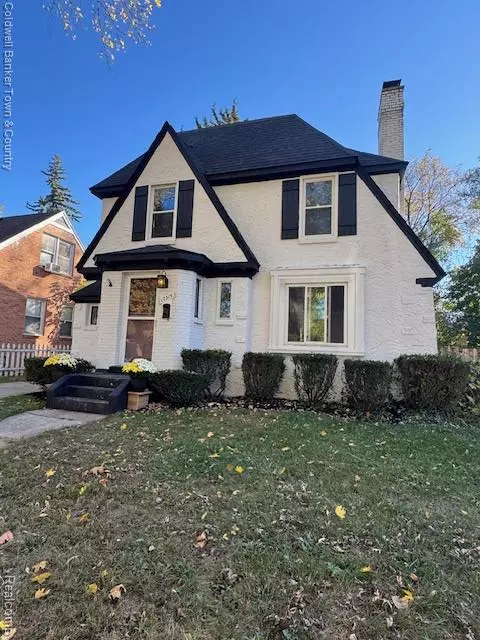 Southfield, MI 48075,17315 Dorset Avenue