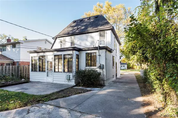 Southfield, MI 48075,17315 Dorset Avenue