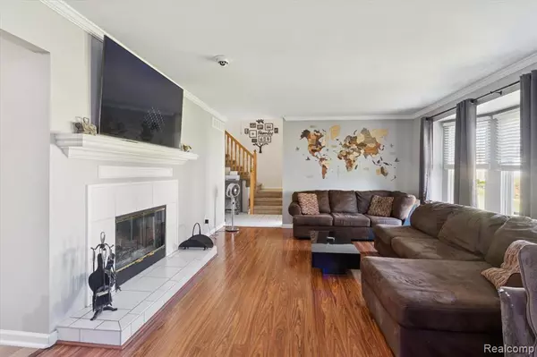 Clinton Twp, MI 48038,20387 Villa Grande Circle