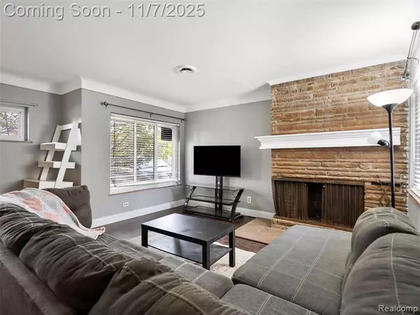 Center Line, MI 48015,7231 Weingartz