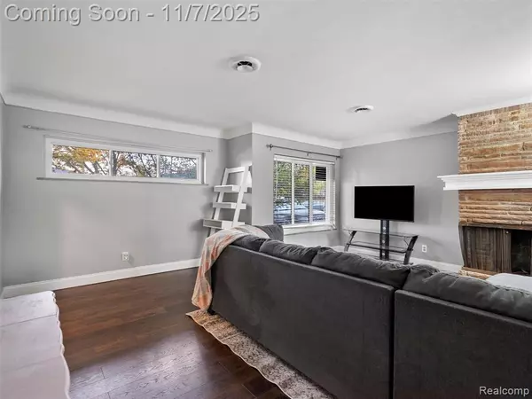 Center Line, MI 48015,7231 Weingartz