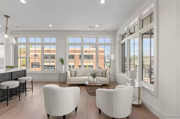 Northville, MI 48167,156 N Center Unit 301