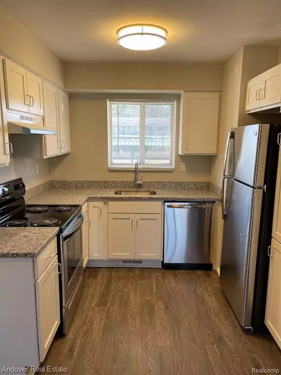 Oxford, MI 48371,525 PONTIAC Street