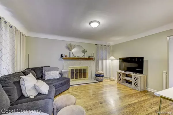 Oak Park, MI 48237,23580 Rensselaer Street