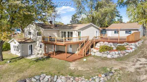 551 Joslyn Road, Lake Orion, MI 48362