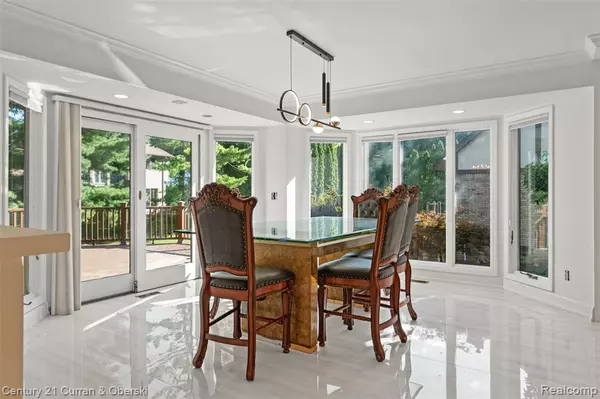 Shelby Twp, MI 48317,9039 Oakridge Trail Trail