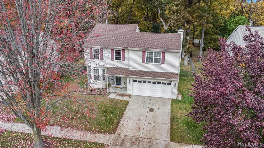 Holly, MI 48442,3289 Hilltop Drive