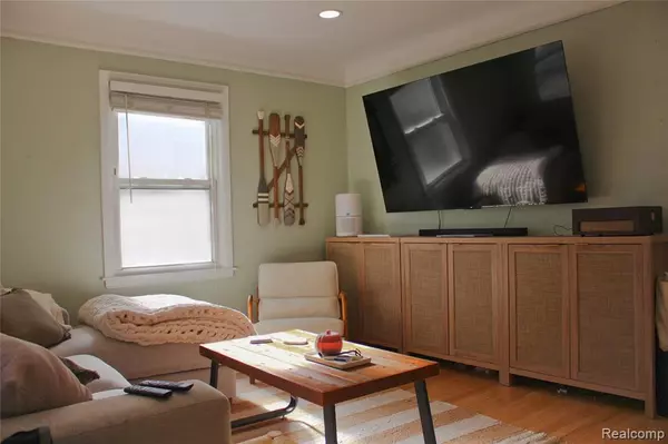 Berkley, MI 48072,3571 Buckingham Avenue