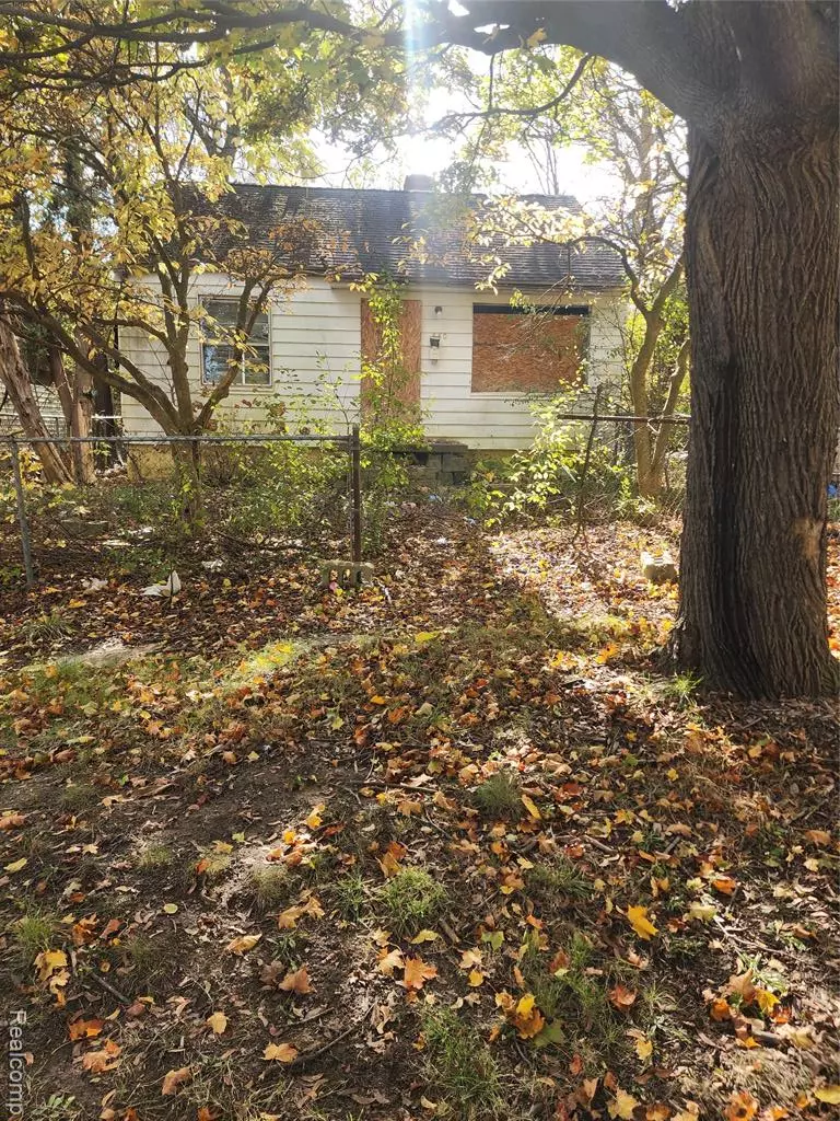 Flint, MI 48505,350 E Mott Avenue