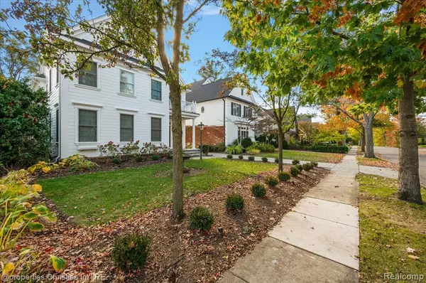 Birmingham, MI 48009,775 Wallace Street