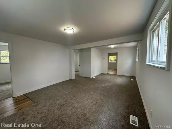 Capac, MI 48014,14904 Imlay City Road