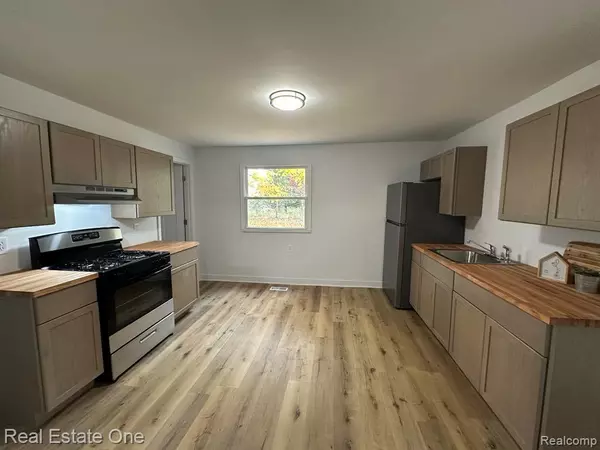 Capac, MI 48014,14904 Imlay City Road