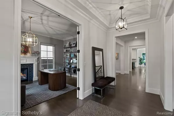 Birmingham, MI 48009,654 SHEPARDBUSH Street