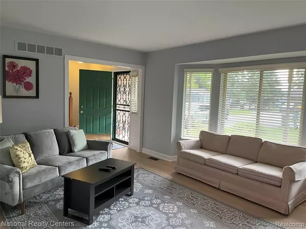 Rochester Hills, MI 48309,2759 Dearborn Avenue