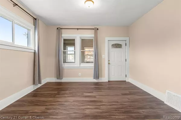 Ecorse, MI 48229,239 White Street