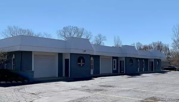 Waterford, MI 48328,3135 Dixie Highway