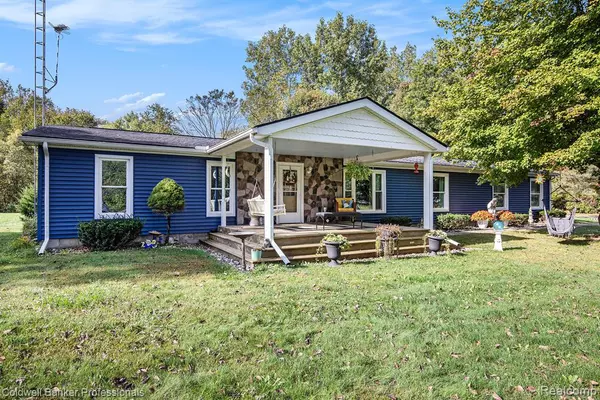 12376 E Lake Road, Otter Lake, MI 48464