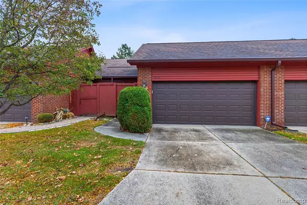 42216 Lochmoor Street, Clinton Twp, MI 48038