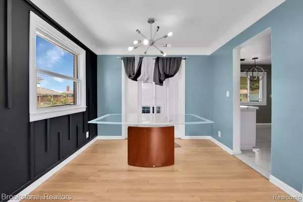 Warren, MI 48089,11085 Busch Avenue