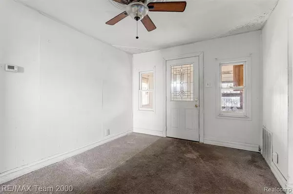 Hazel Park, MI 48030,533 E Milton Avenue