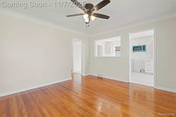 Redford, MI 48240,17444 Beech Daly Road