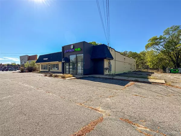 Fenton, MI 48430,1459 N LEROY Street