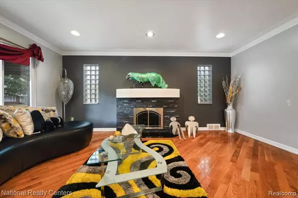 Warren, MI 48091,21234 Cyman Avenue