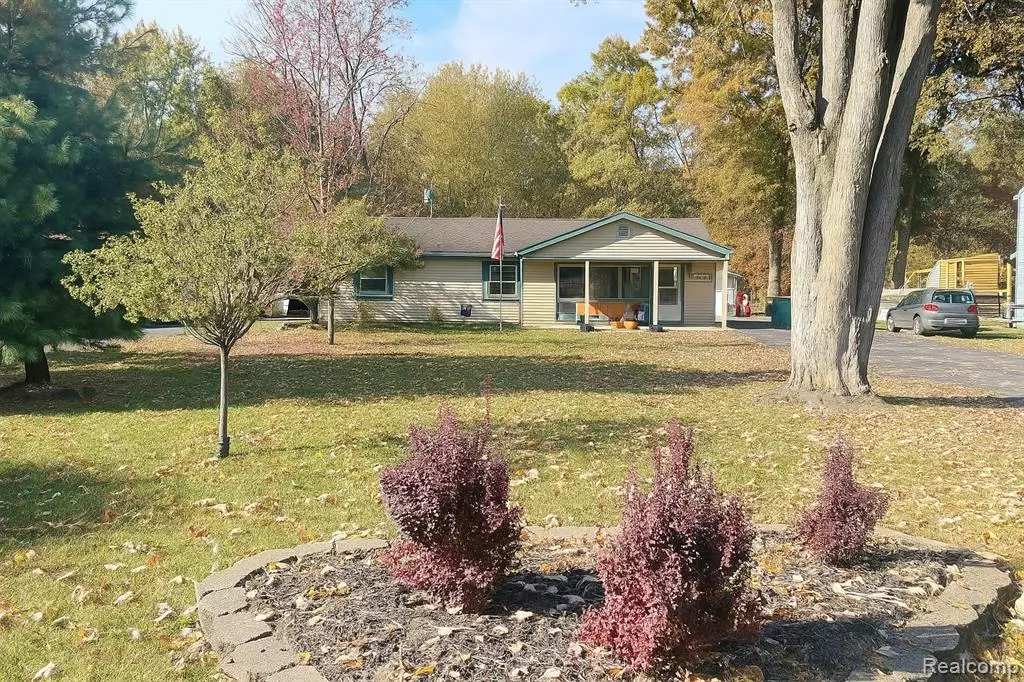 Romulus, MI 48174,15710 INKSTER Road