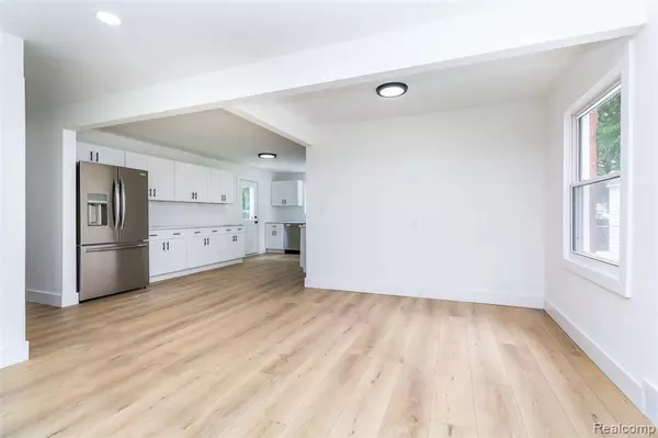 Clinton Twp, MI 48036,37122 Kellogg Street