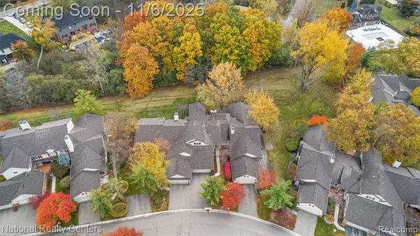 West Bloomfield, MI,6904 Pebble Park Circle