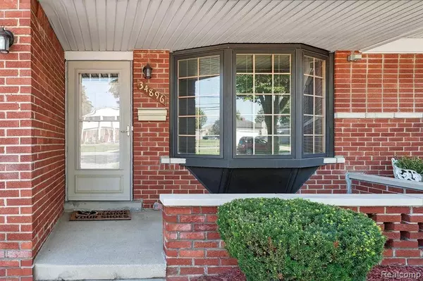 Sterling Heights, MI 48312,34896 Beaver Drive