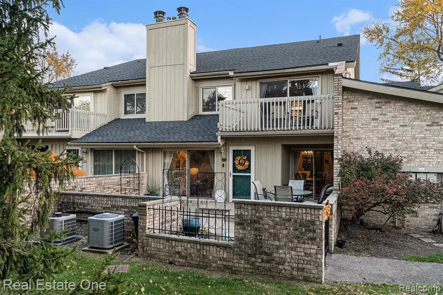 1503 S HILL, Bloomfield Hills, MI 48304