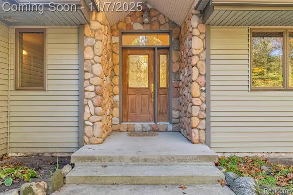 Holly, MI 48442,425 Rosell Road