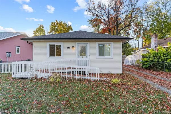 White Lake, MI,1140 Round Lake Road