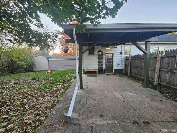 Flint, MI 48507,1097 W Buder Avenue