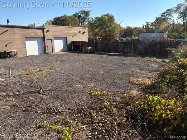 Pontiac, MI 48342,238 W MONTCALM Street