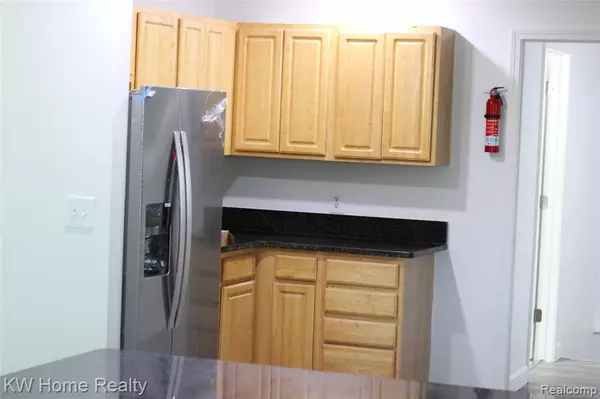 Farmington Hills, MI 48336,21304 Rockwell Street