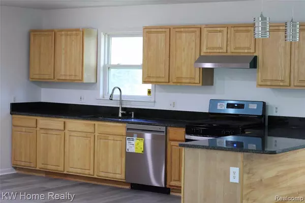 Farmington Hills, MI 48336,21304 Rockwell Street