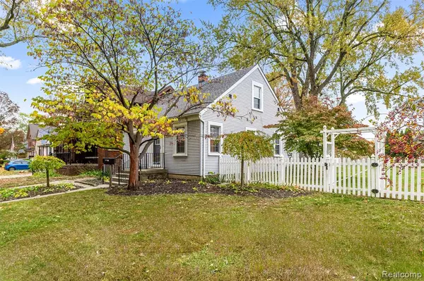 Dearborn, MI 48124,23127 Beech Street