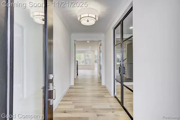 Royal Oak, MI 48073,1317 Butternut Avenue