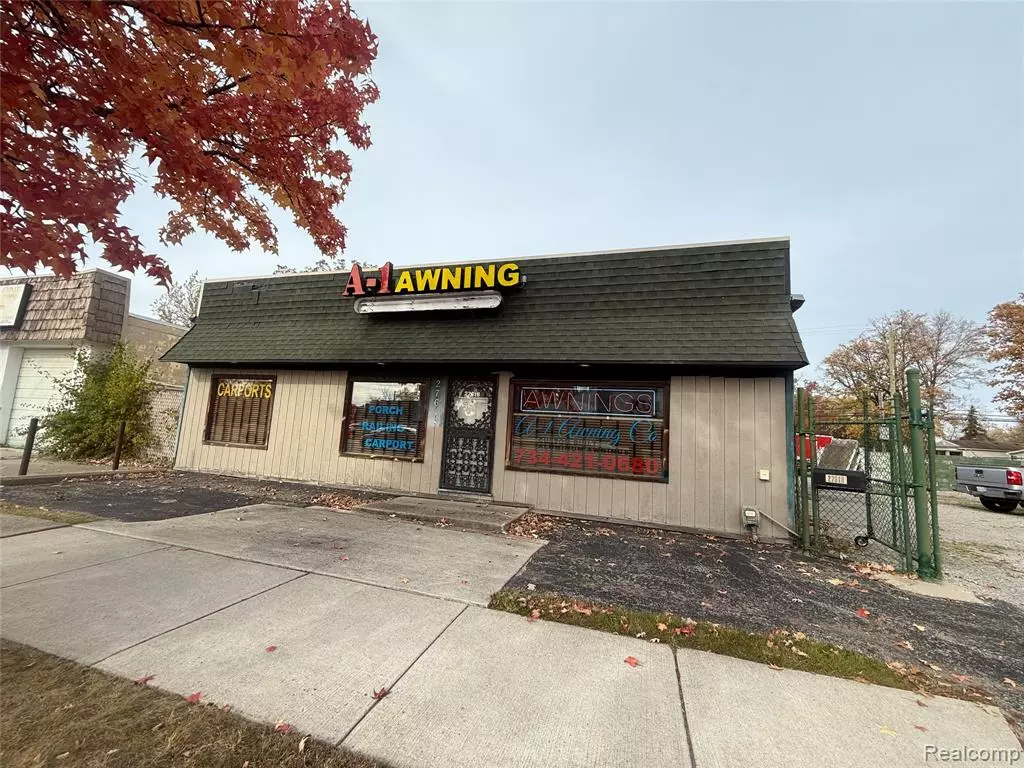 Westland, MI,27618 Warren Road