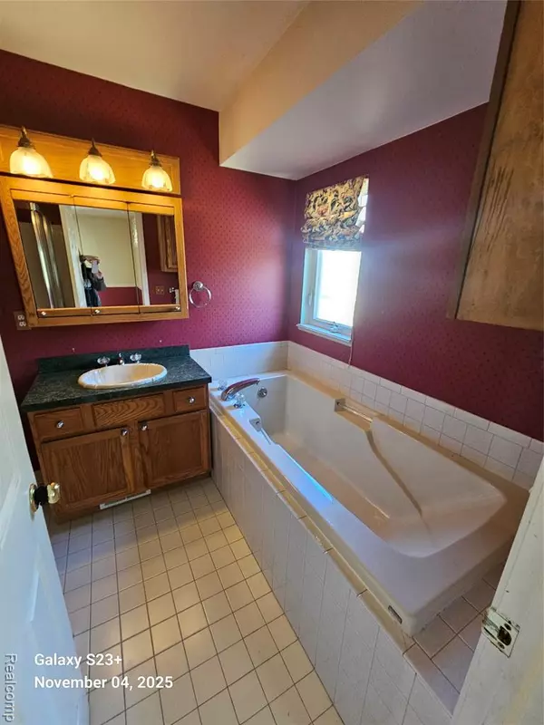 Linden, MI 48451,231 Kathy Circle