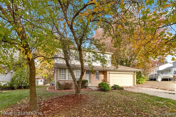 Ypsilanti, MI 48197,7985 Faircrest Drive