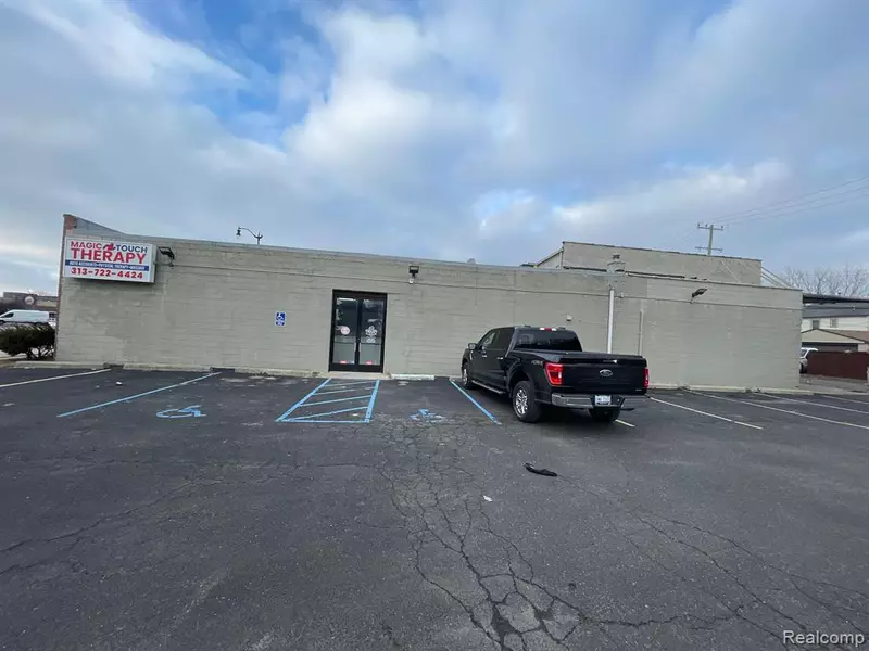 5871 TELEGRAPH Road, Taylor, MI