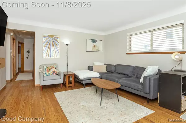 Royal Oak, MI 48073,232 E Windemere Avenue